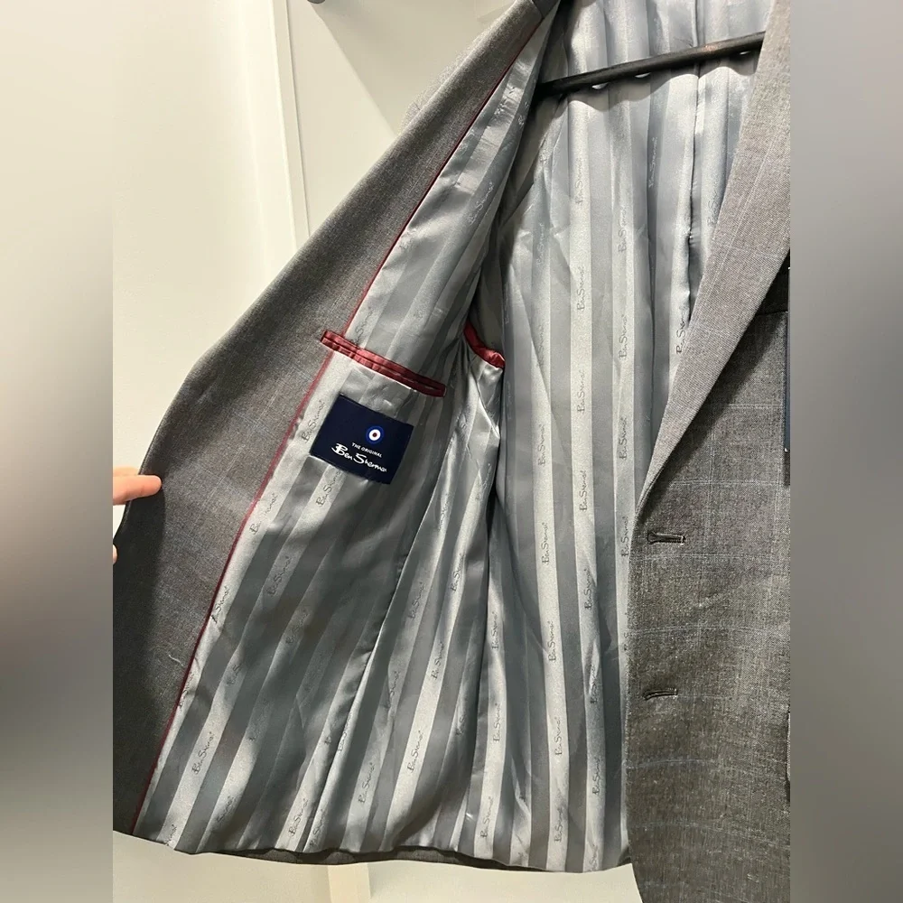 Ben Sherman Bi-Stretch Suit Jacket Blazer Sport Coat 38S Gray light blue plaid
